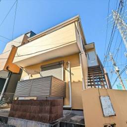 【成約済み】ルクレア 1フロア1世帯。4方角部屋の独立性高く、明るいお部屋です。広い洋室、使いやすいキッチン。ちょっと贅沢な1Kです。