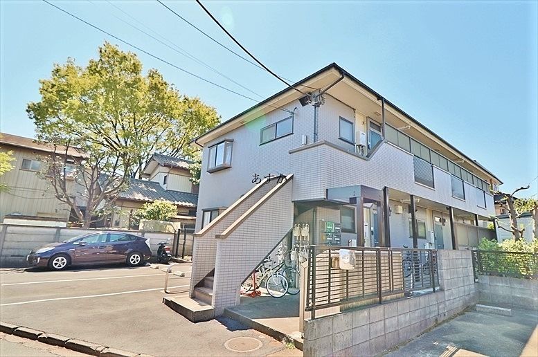 内装リフォーム済で大変きれいなお部屋です。システムキッチン設置、2重窓設置され冷暖房効率のよいお部屋です。