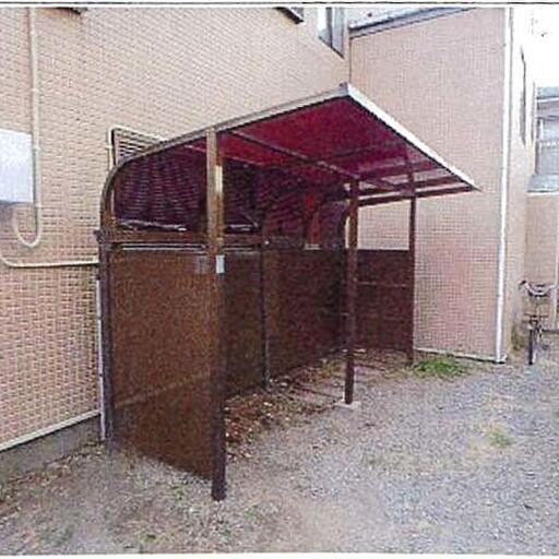 駐輪場 屋根付の駐輪場は雨でも安心