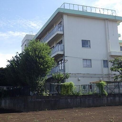 栄小学校 小学校もすぐ近くて便利