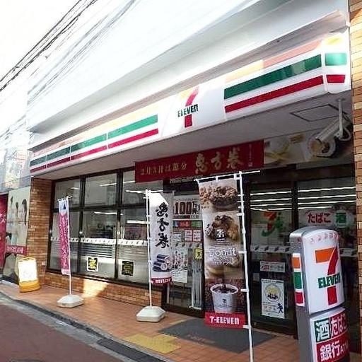 オリンピック通りセブンイレブン