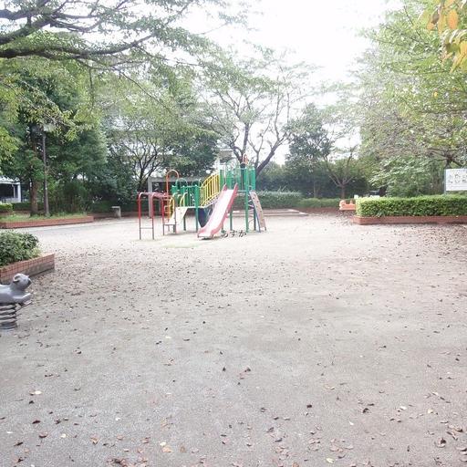 ひばりが丘公園 駅から1分の所にある公園