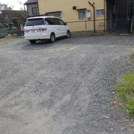 駐車場 建物南側の駐車場