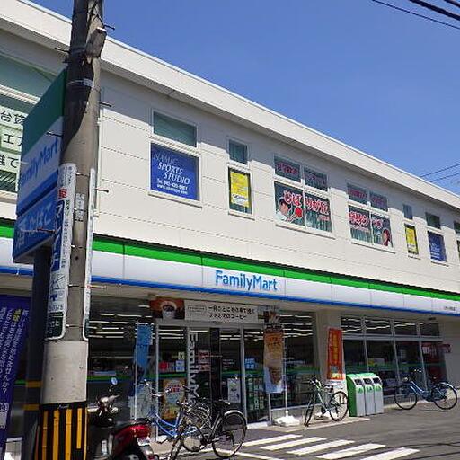 ファミリーマート