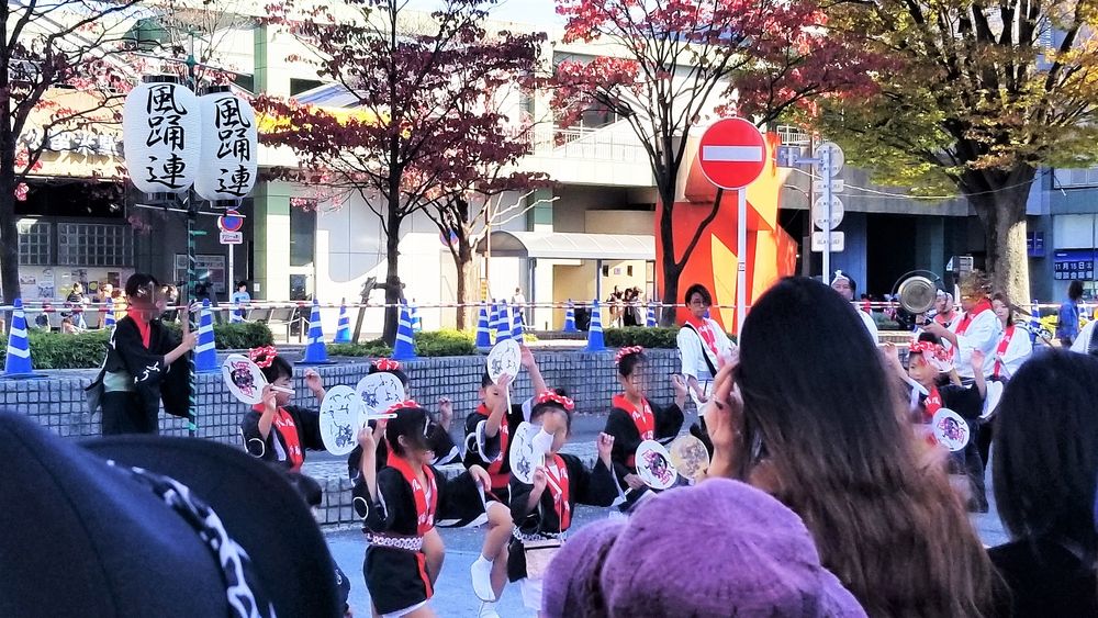 子供たちの踊り 以前の開催風景