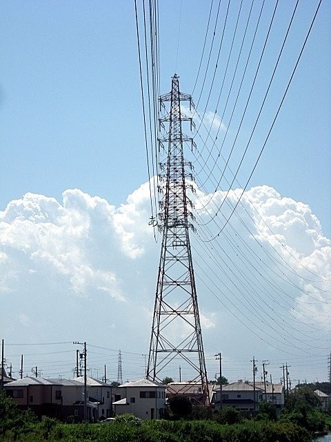 電気の動脈、鉄塔